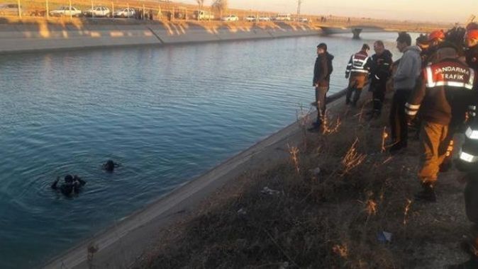 Şanlıurfa’da otomobil sulama kanalına uçtu, 3 kişi kayıp