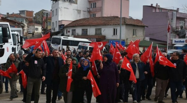 &#039;Analardan Aslanlara&#039; konvoyu Mehmetçik marşıyla yola çıktı