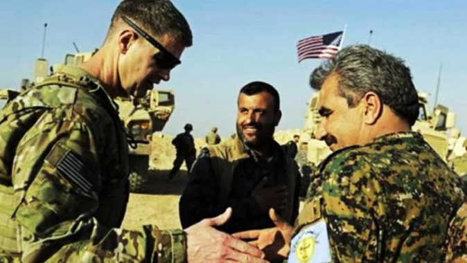 Amerikalı komutanlar Münbiç&#039;te YPG&#039;nin yanında