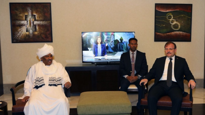 Başbakan Yardımcısı Çavuşoğlu, Sudanlı bakanlarla görüştü