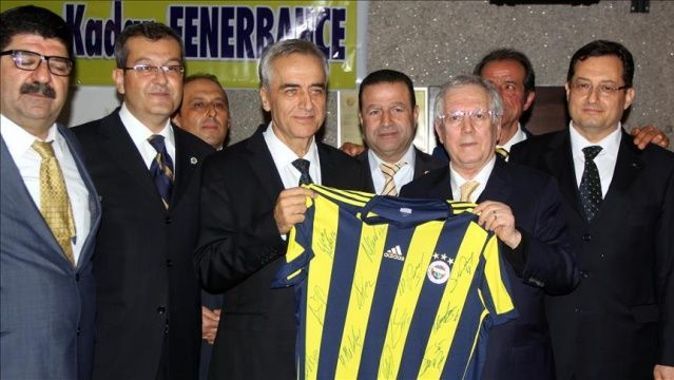 Fenerbahçe Başkanı Yıldırım, Hatay&#039;da