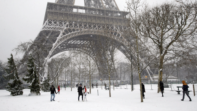 Fransa&#039;da kötü hava koşulları ekonomiyi vurdu