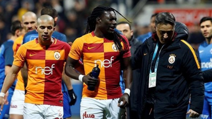 Galatasaray&#039;dan Gomis ve Fernando açıklaması