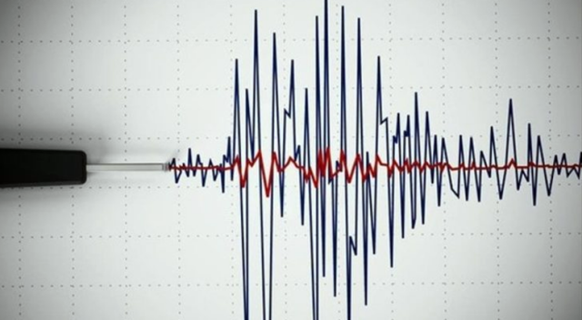 İzmir Körfezi’nde 3,5 büyüklüğünde deprem! (Nerede deprem oldu? Son depremler)