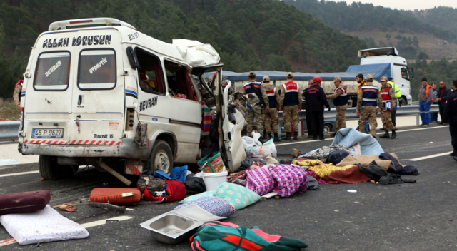 Kahramanmaraş&#039;ta feci kaza, 9 ölü var