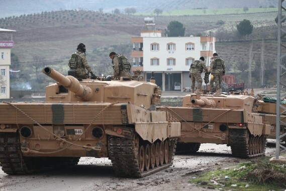 Mehmetçik ilerliyor YPG’liler kaçıyor