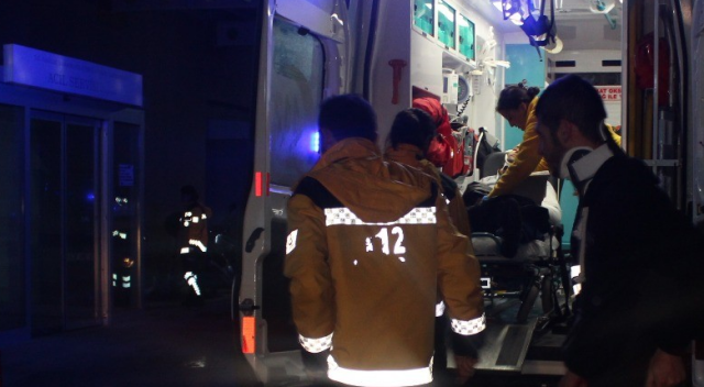 Tekirdağ&#039;da yolcu minibüsü ile hafif ticari araç çarpıştı: 10 yaralı
