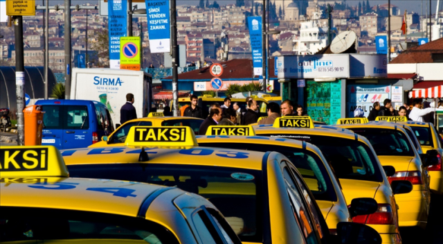 Turisti dolandıran taksiciye 10 yıl hapis istemi