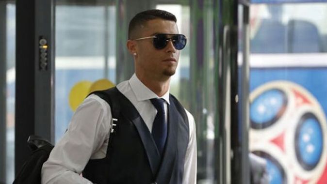 &#039;Cristianı Ronaldo Juventus&#039;a imza attı&#039;