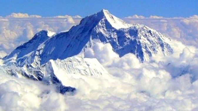 Dünyanın en yüksek dağı hangisi? | Dünyanın Zirvesi Nerede?