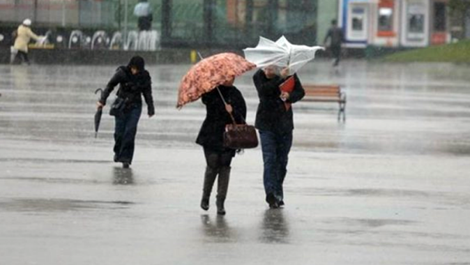 İstanbul&#039;a kış geri döndü! | (19-20-21 Mart İl İl Hava durumu) Meteoroloji&#039;den İstanbul için son dakika yağış uyarısı