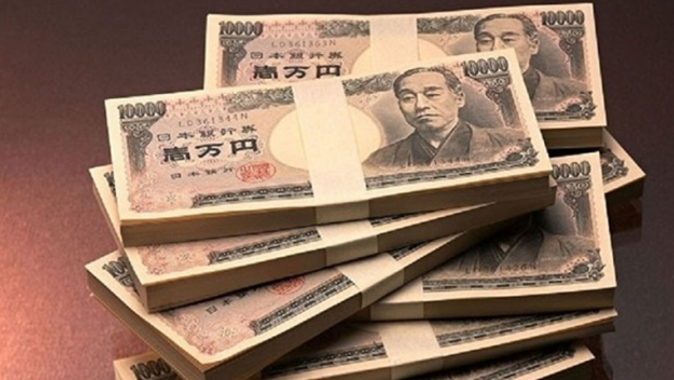 Japonya&#039;da sokakta 35 milyon dolardan fazla para bulundu