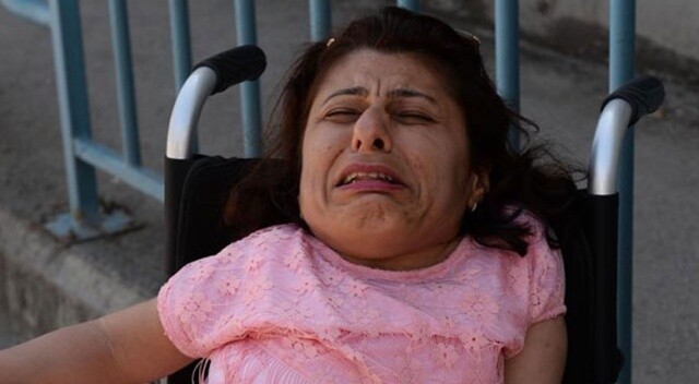 Adana&#039;da cep telefonu çalınan engelli kadın, gözyaşlarına boğuldu
