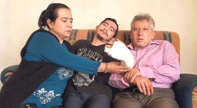 Ankara&#039;nın göbeğinde &#039;Yakuza&#039; cezası! 19 yaşındaki gencin parmağını satırla kestiler
