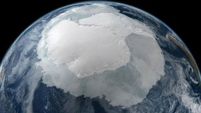 Antarktika&#039;da gizemli dev cisim! Eğer bu teori doğruysa...