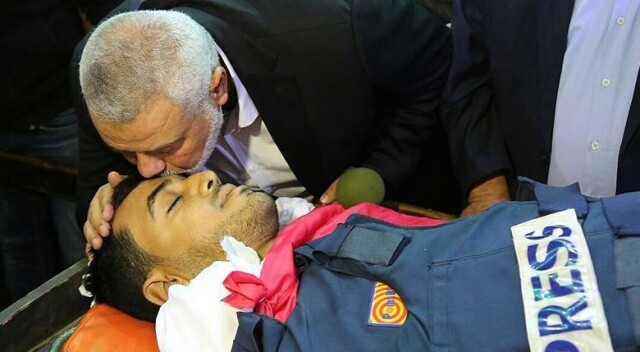 Filistinli gazeteci için cenaze töreni düzenlendi