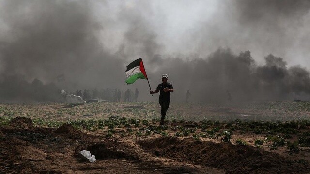 İsrail askerleri 3 Filistinliyi şehit etti