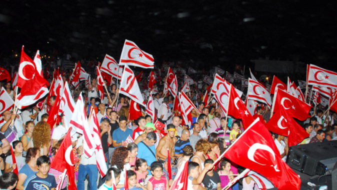 Kıbrıs Türkleri AB’leşiyor