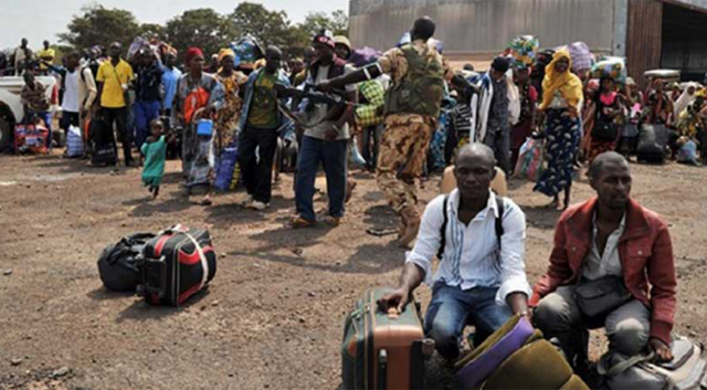 Orta Afrikalı sığınmacılar ülkelerine geri dönmeye başladı