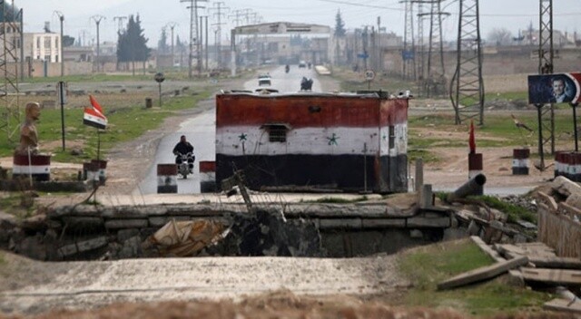 Rejim Humus&#039;taki kuşatma alanlarına saldırıyor