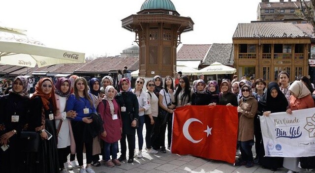 Türkiye&#039;den 81 genç Saraybosna&#039;yı ziyaret etti