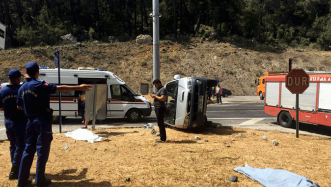 Antalya&#039;da feci olay: Çok sayıda ölü ve yaralı var