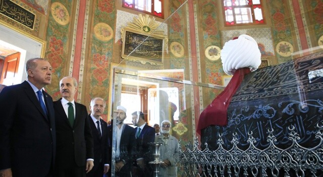 Cumhurbaşkanı Erdoğan, Fatih Sultan Mehmed Türbesi&#039;nin açılışını yaptı