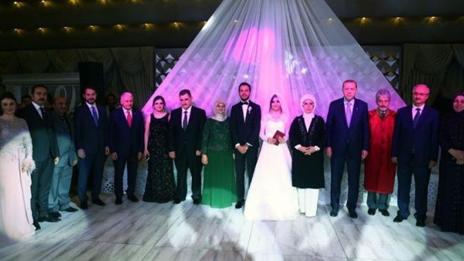 Cumhurbaşkanı Erdoğan nikah şahidi oldu