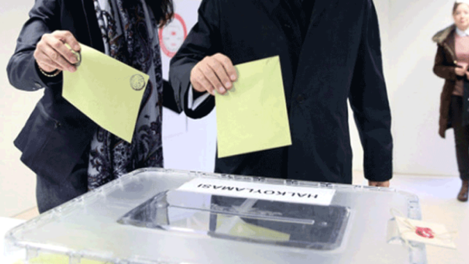 Cumhurbaşkanı Erdoğan vatandaşlık sinyali verdi, peki Suriyeliler oy kullanabilecek mi?