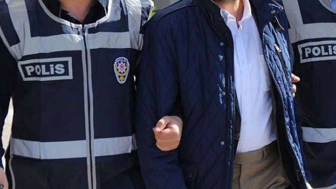 FETÖ&#039;den gözaltına alınan 28 asker tutuklandı