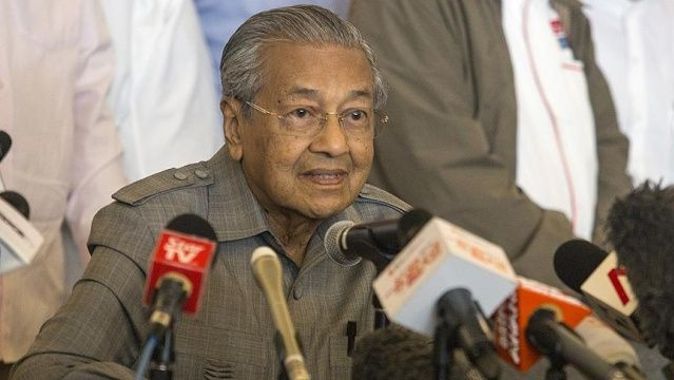 Malezya Başbakanı&#039;ndan kayıp uçağa ilişkin açıklama