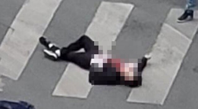 Paris’te bıçaklı saldırı: 2 ölü