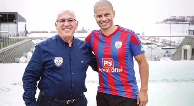 Sivasspor, Alex de Souza&#039;yı teknik direktör yapmak istiyor