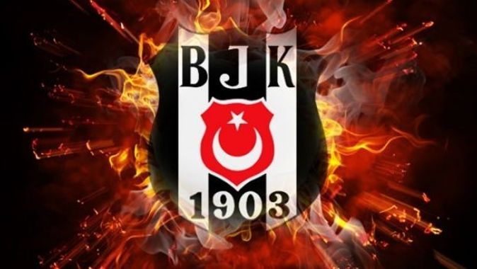 Beşiktaş&#039;ı yıkan haber! 2 yıllık imzayı attı