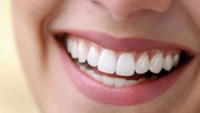 Dişlerinizin sararmasını engelleyebilirsiniz