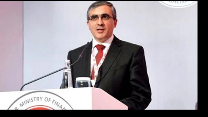 Gelirler İdaresi Başkanı Adnan Ertürk hayatını kaybetti