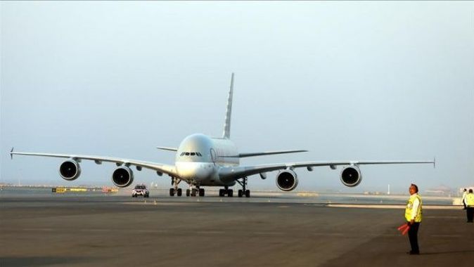 Güney Kore&#039;de havalimanında iki uçak çarpıştı