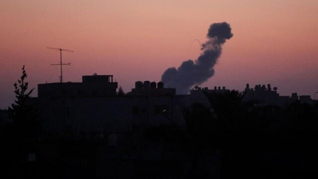 İsrail, Gazze&#039;de Hamas&#039;a ait gözlem noktasını vurdu