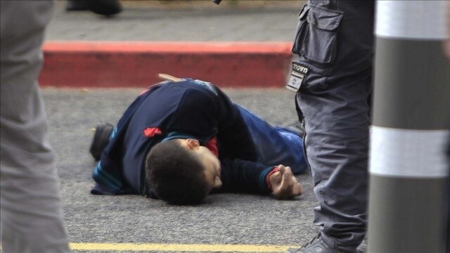 İsrail polisi Kudüs&#039;te bir Filistinliyi yaraladı