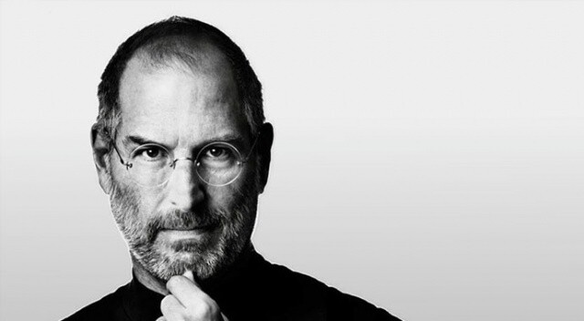 Steve Jobs&#039;un iş başvuru formu rekor fiyata satıldı