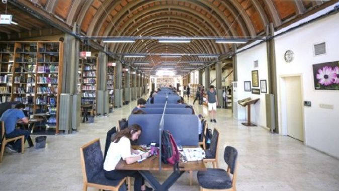 Zeytinburnu Merkezefendi Kütüphanesi, millet kıraathanelerine rol model olacak