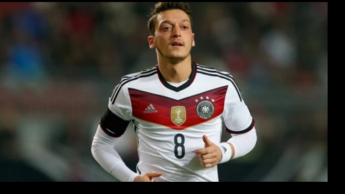 Almanya&#039;dan Mesut Özil&#039;e &#039;açıklama yap&#039; baskısı
