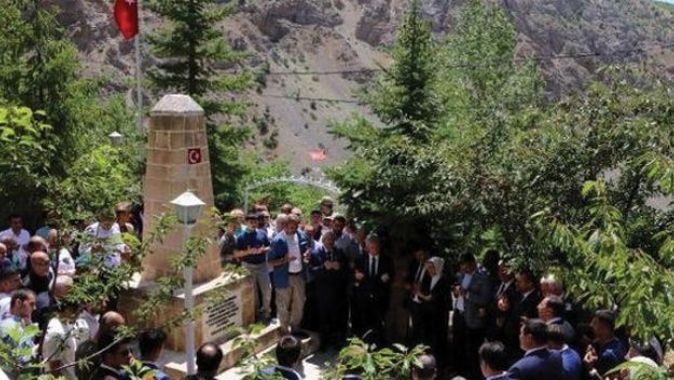 Başbağlar köyünde katledilen 33 kişi dualarla anıldı