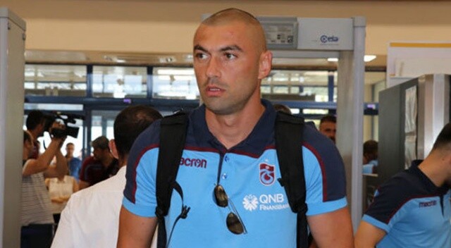 Burak Yılmaz Trabzonspor kampından ayrıldı