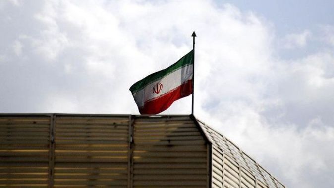 İran&#039;da 35 spekülatör gözaltına alındı