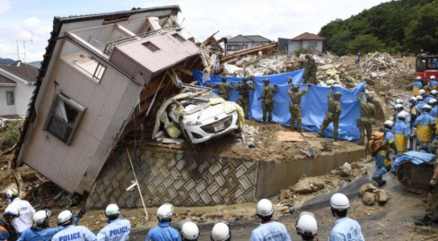 Japonya&#039;daki felakette ölü sayısı 100&#039;ü geçti