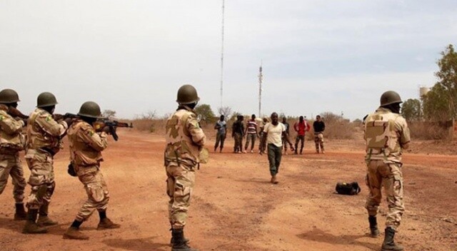 Mali&#039;de çatışma: 17 ölü