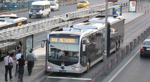 Metrobüs kullanan yolcu sayısı 4 milyon arttı