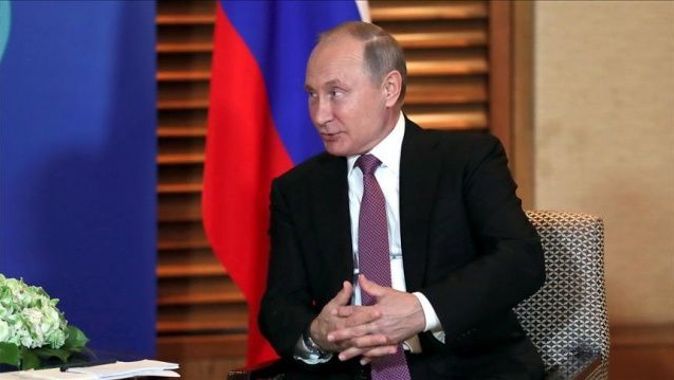 Putin, Hamaney&#039;in danışmanı Velayeti ile görüştü
