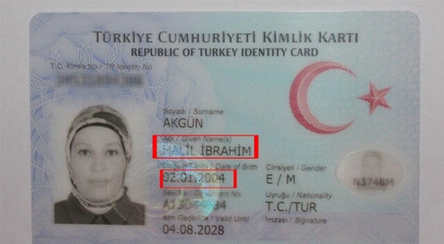 14 yaşındaki Halil İbrahim yeni kimlik kartını görünce şoke oldu